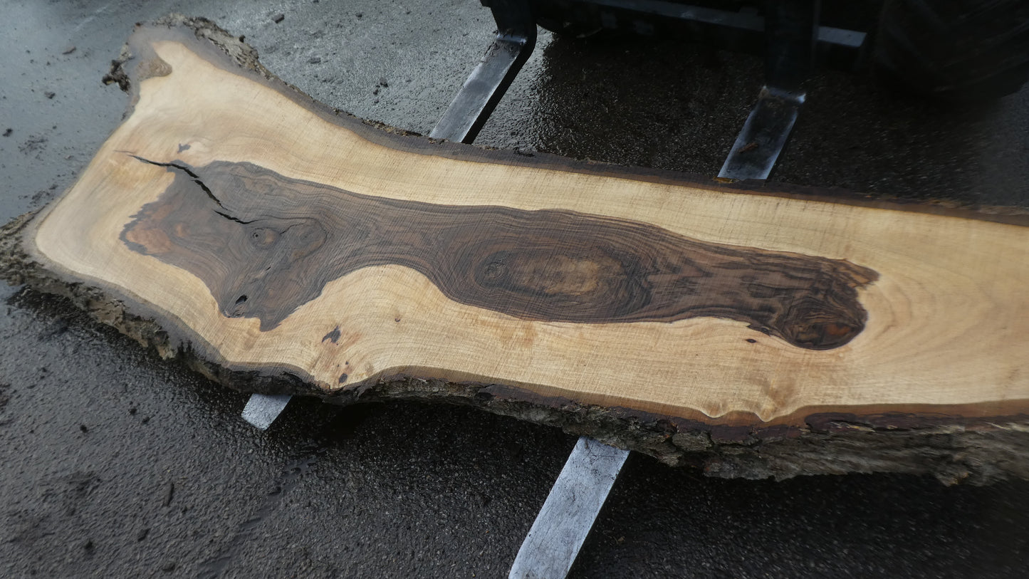 Unbehandelte Tischplatten nach Maß aus Laubholz Nuss / Nussbaum | Plattennummer B-00505