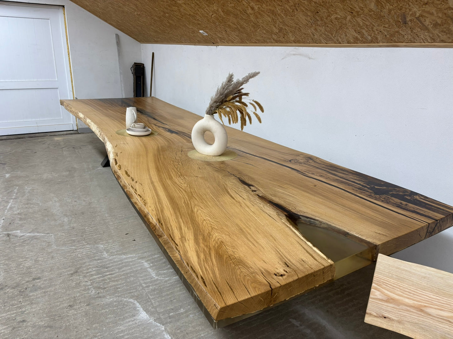 XXL Esstisch Büro / Konferenztisch. Luxus aus Eiche Massiv Handgefertigtes Unikat Tischnummer 2015