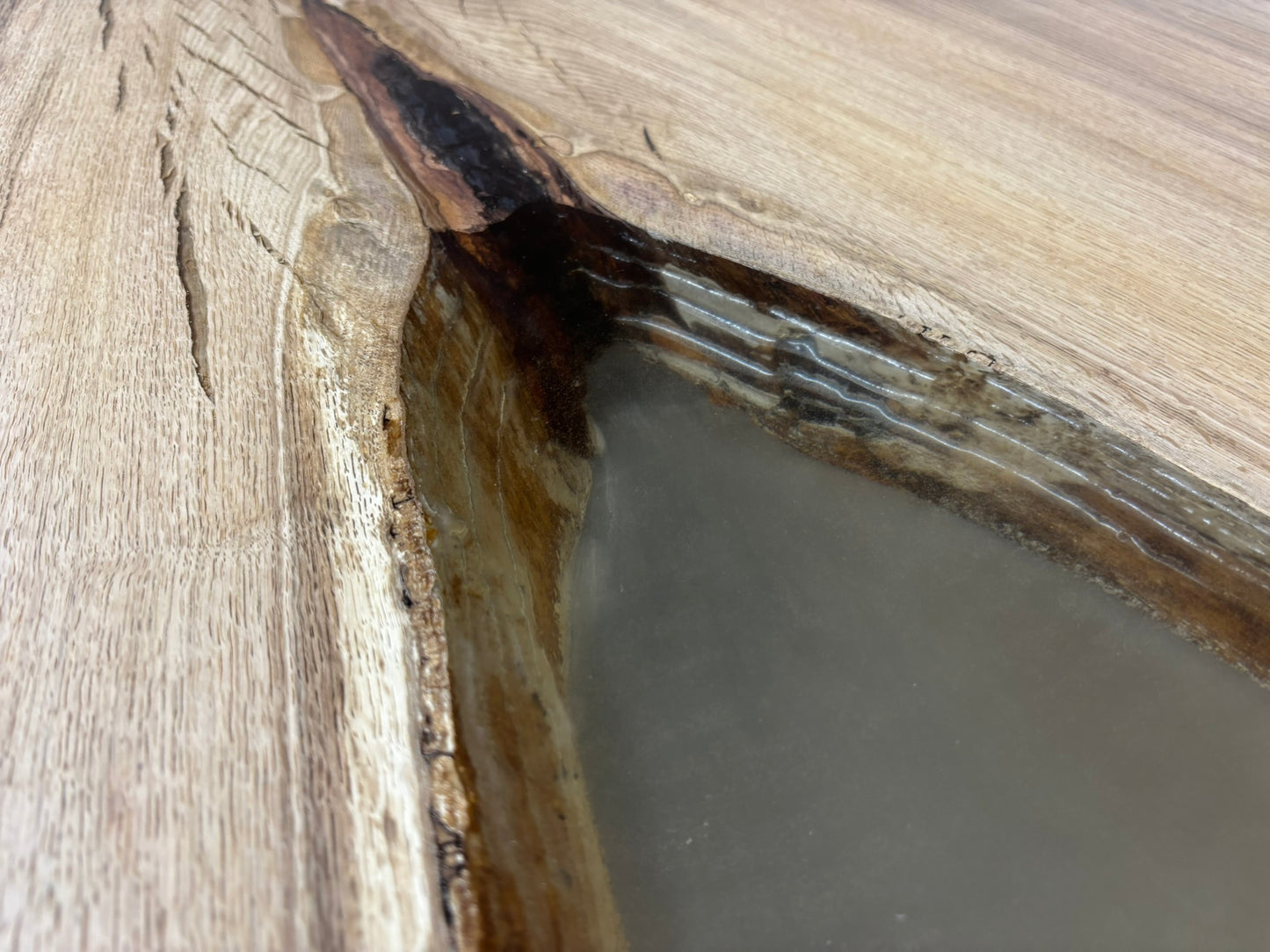 XXL Esstisch Büro / Konferenztisch. Luxus aus Eiche Massiv Handgefertigtes Unikat Tischnummer 2015