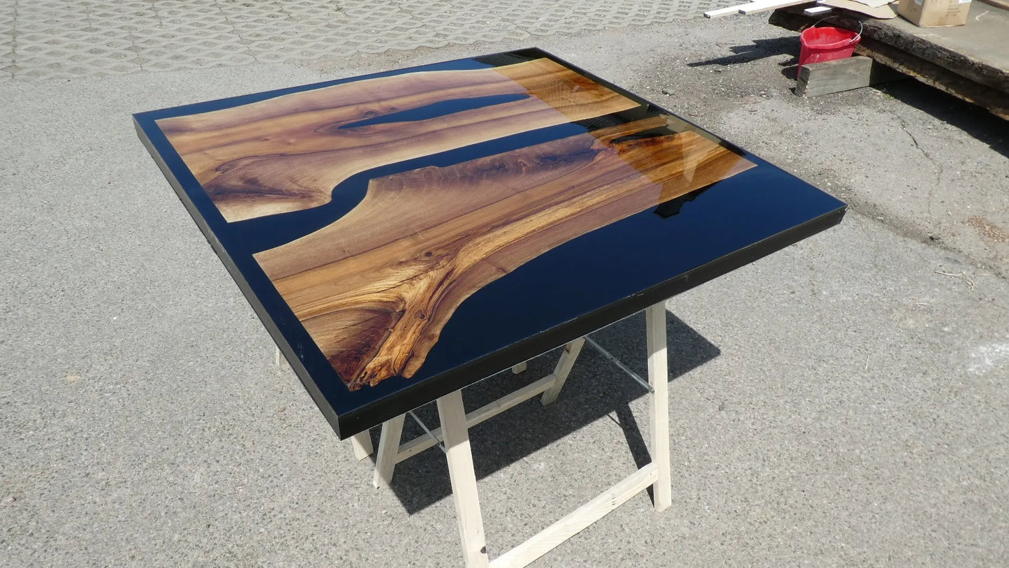 Platten mit Großen Epoxidharz Anteil | 001 Nussbaum