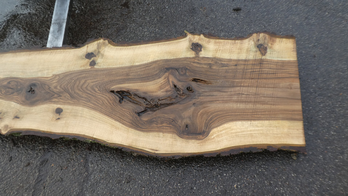 Unbehandelte Tischplatten nach Maß aus Laubholz Nuss / Nussbaum | Plattennummer  B-00504