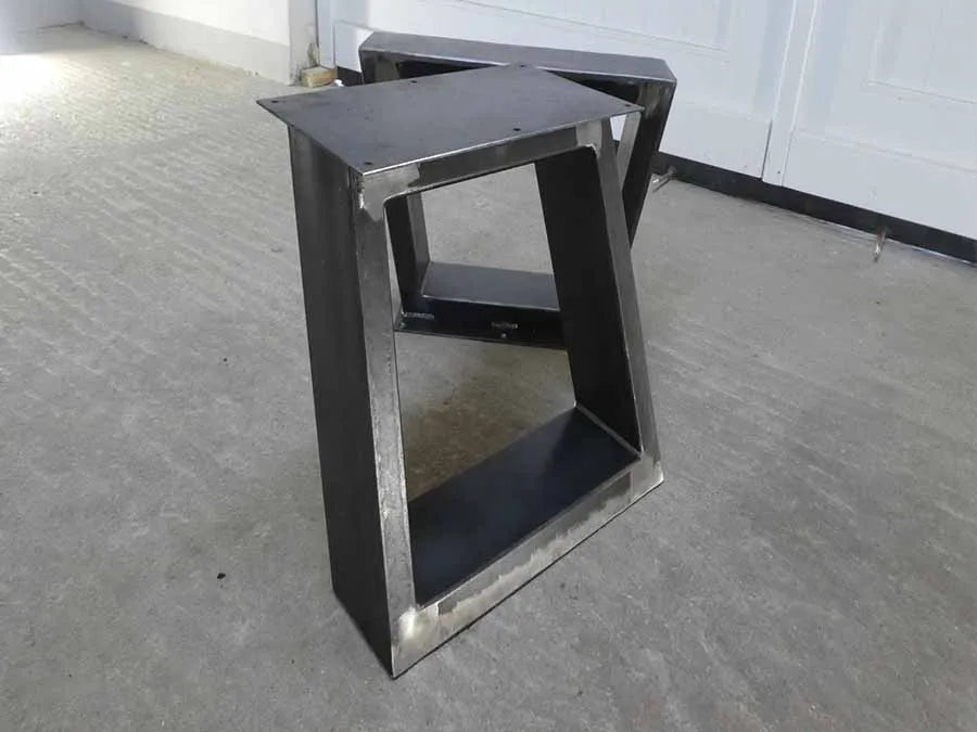 Gestelle für Bänke Modell RB27